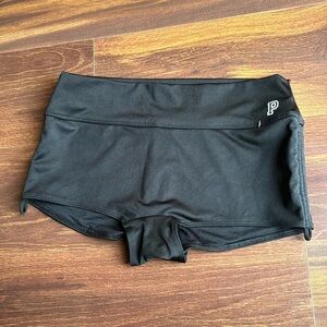 PINK Black Ruched Shorts size Medium